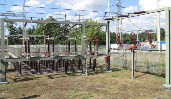 Capacitive current switching tests / Shunt reactor switching tests